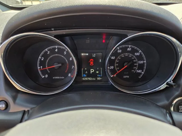 Used 2025 Silver Mitsubishi 2.0 SE image 31