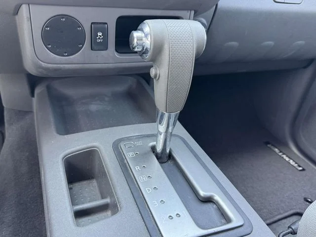 Used 2019 Silver Nissan SV image 32