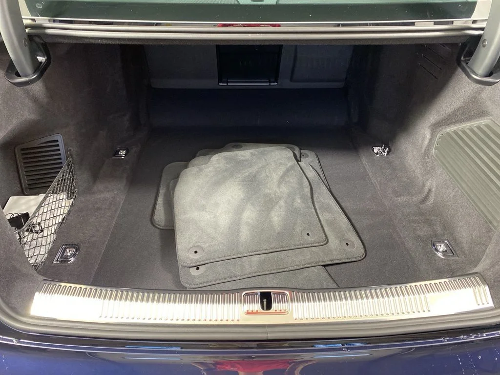 Used 2025 Blue Audi L 55 image 18
