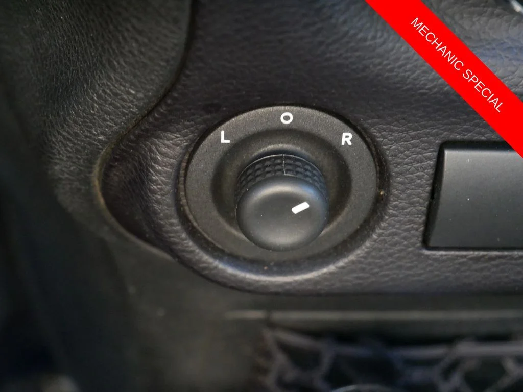 Used 2015 Silver Jeep Sport image 26