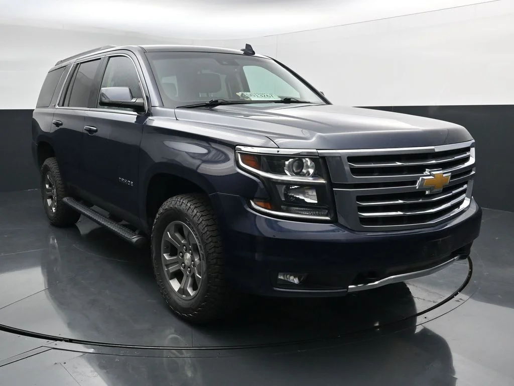 Used 2018 Blue Chevrolet LT image 2