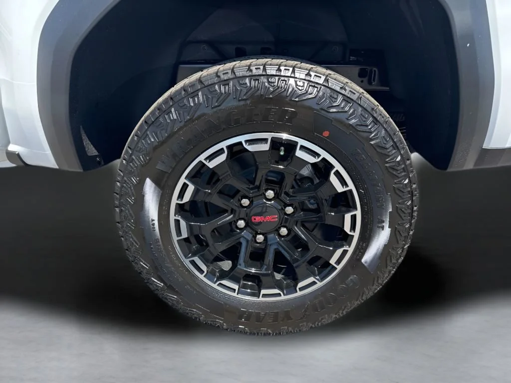 New 2026 Summit White GMC AT4 image 35
