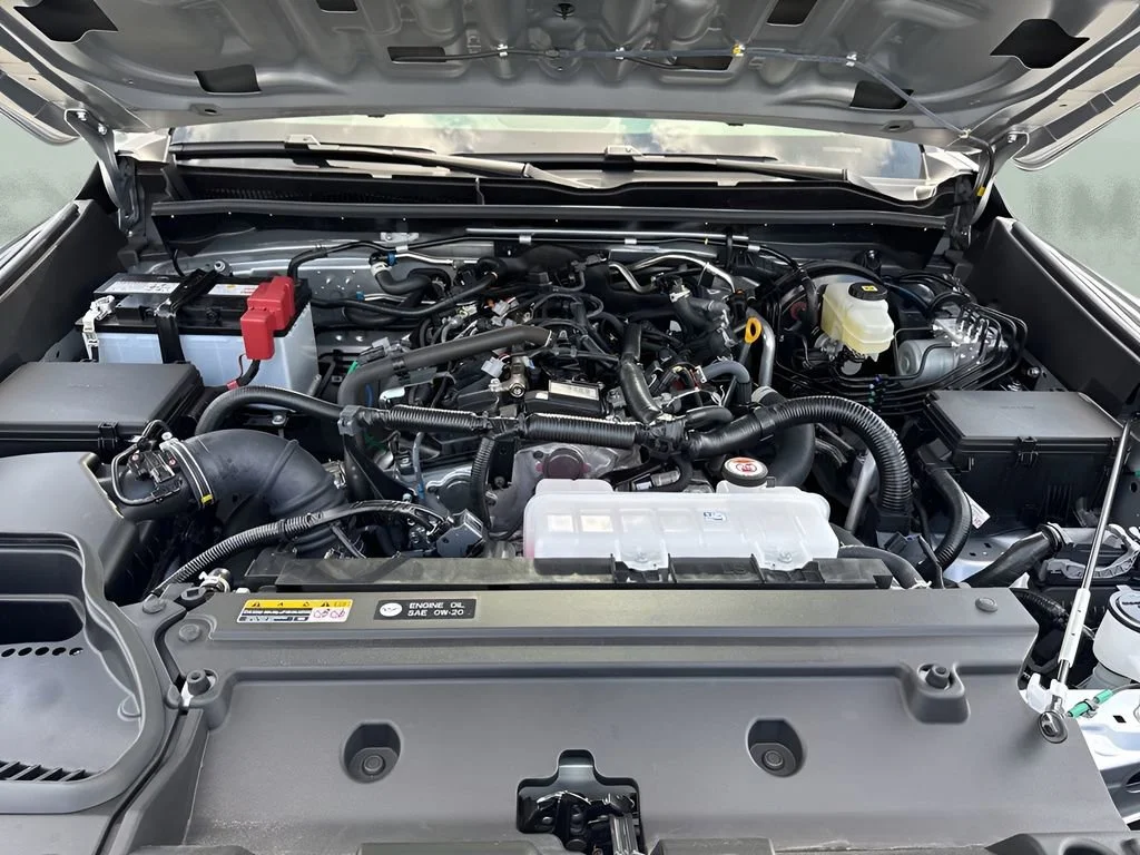 Used 2025 Silver Toyota SR5 image 29