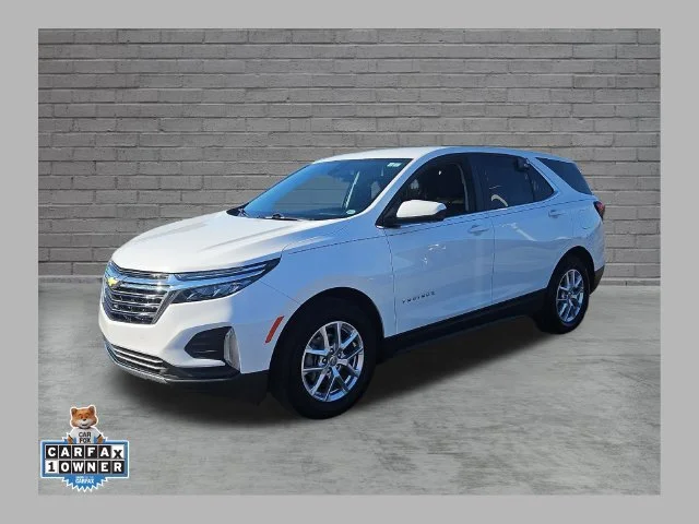Used 2024 Summit White Chevrolet LT image 1