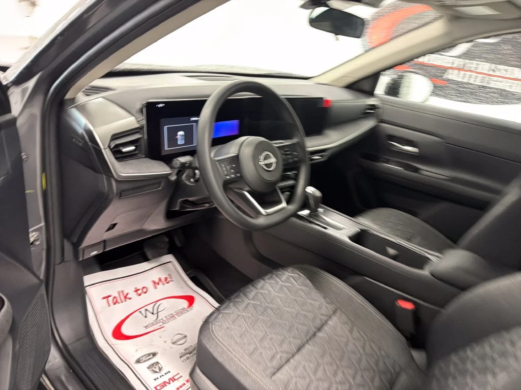 New 2027 Gun Metallic Nissan SV image 11