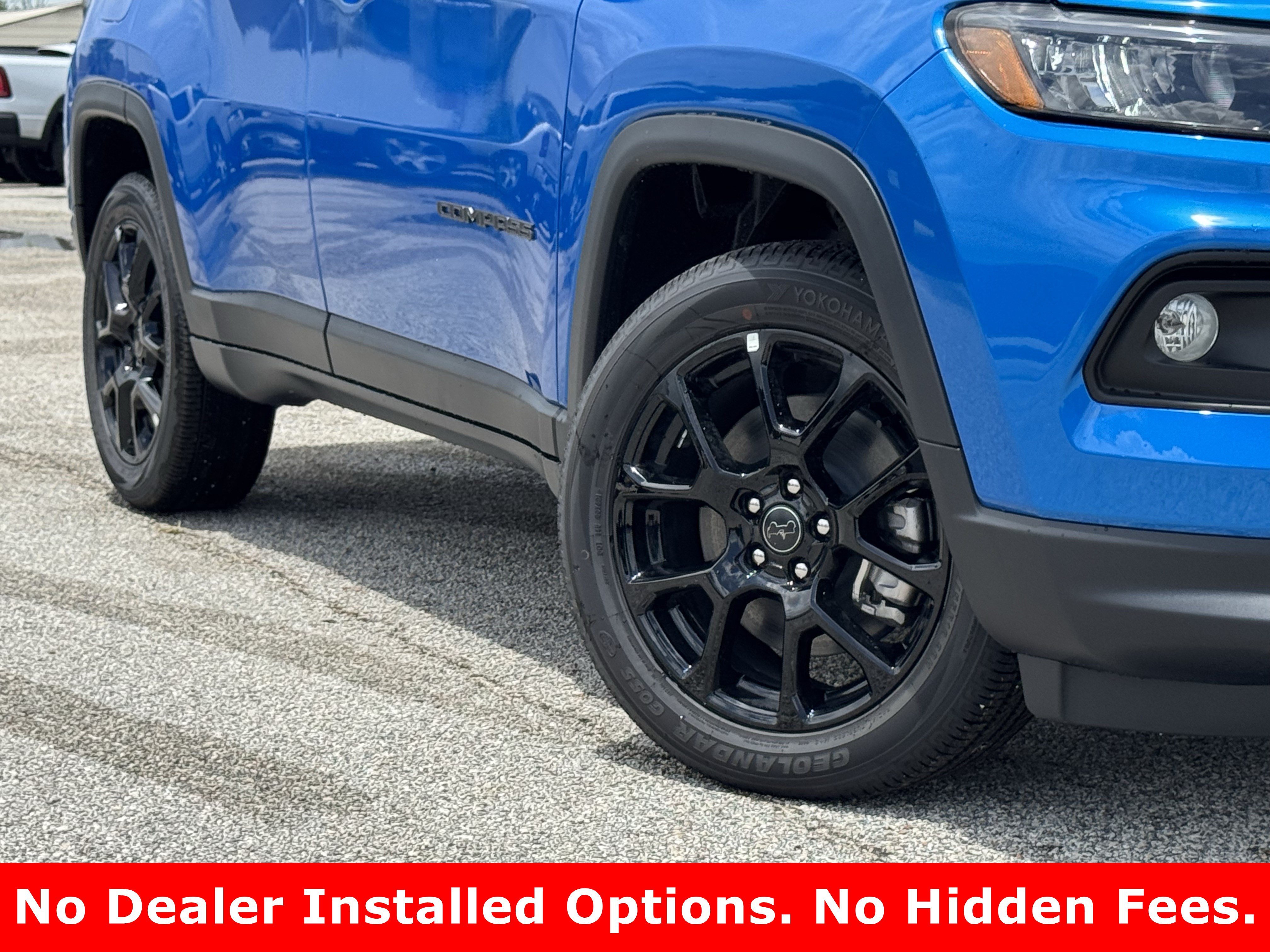 New 2026 Hydro Blue Pearl-Coat Exterior Paint Jeep Latitude Altitude image 3