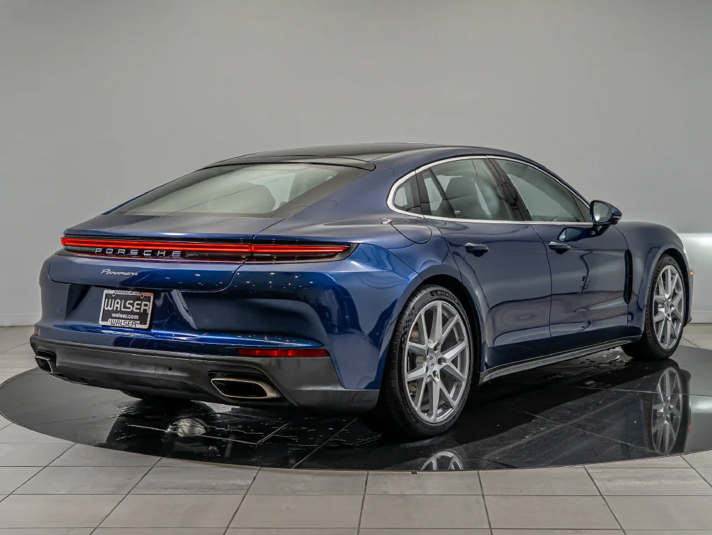 Used 2025 Gentian Blue Metallic Porsche  image 8