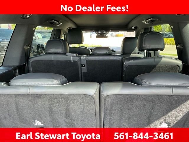Used 2023 Black Mercedes-Benz GLS 580 image 13