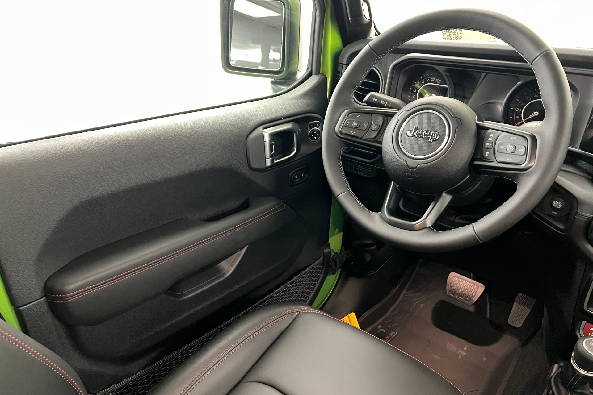New 2025 Mojito Exterior Paint Jeep Rubicon X image 12