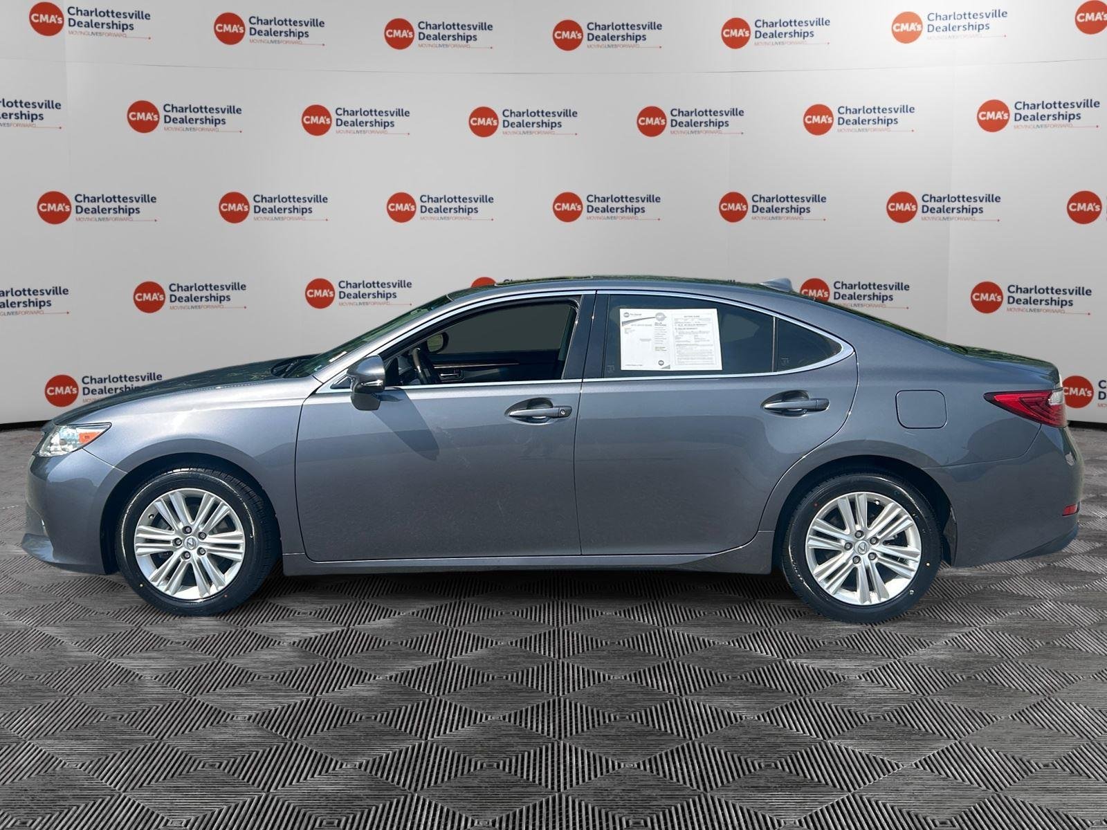 Used 2015 Nebula Gray Pearl Lexus  image 2
