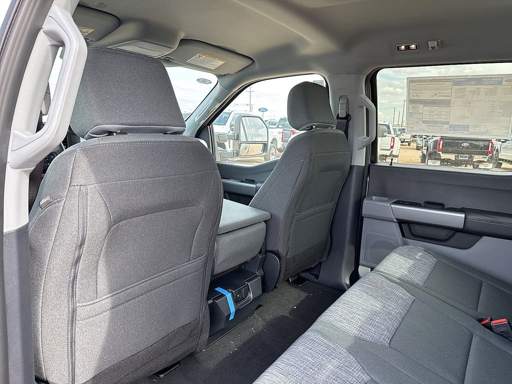 New 2026 Agate Black Metallic Ford F-250® XLT image 16