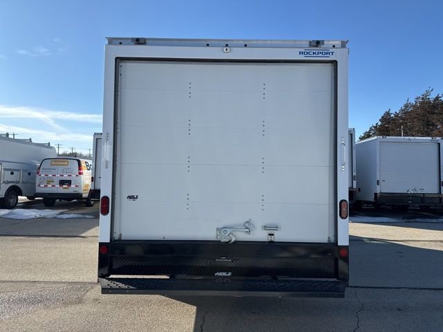 New 2025 Summit White Chevrolet 2WT image 6
