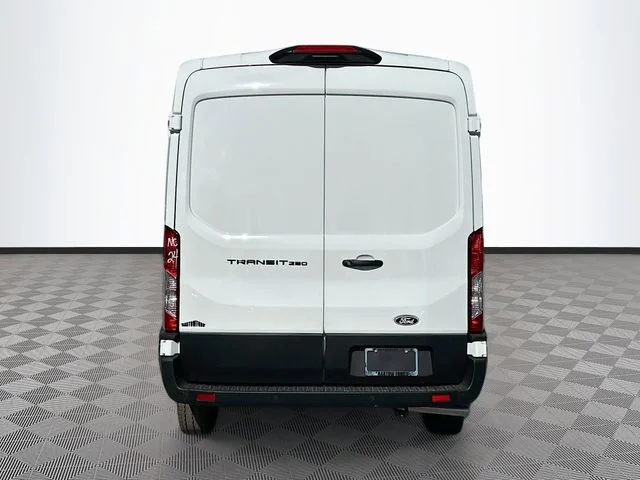 New 2026 Oxford White Ford Base image 5