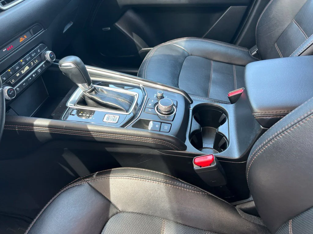 Used 2019 Eternal Blue Mazda Grand Touring Reserve image 24
