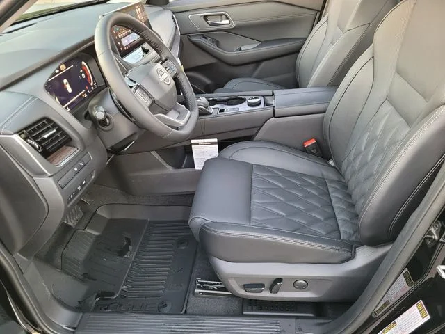 New 2026 Super Black Nissan Platinum image 11