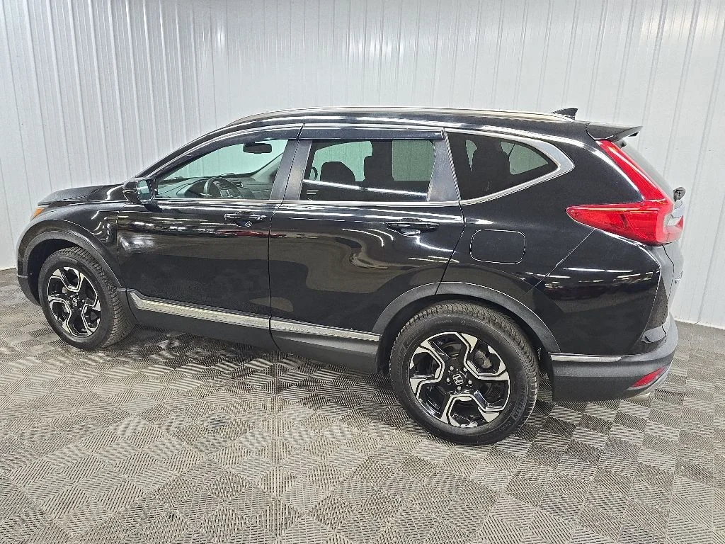 Used 2018 Black Honda Touring image 4