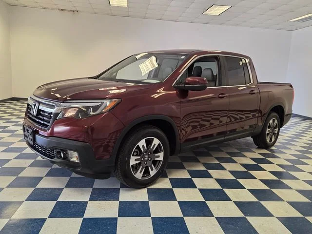 Used 2017 Red Honda RTL image 3