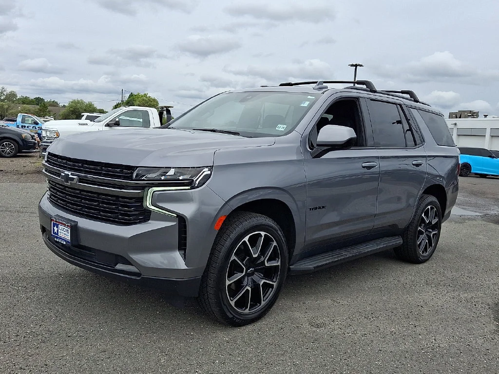 Used 2021 SATIN STEEL METALLIC Chevrolet RST image 6