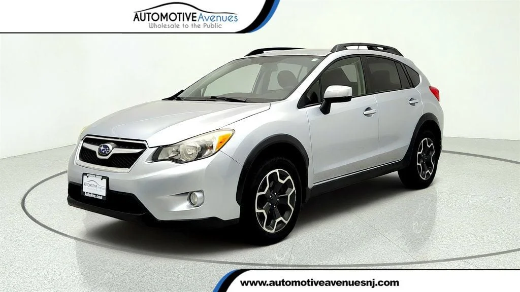 Used 2015 Ice Silver Metallic Subaru 5dr CVT 2.0i Premium image 1