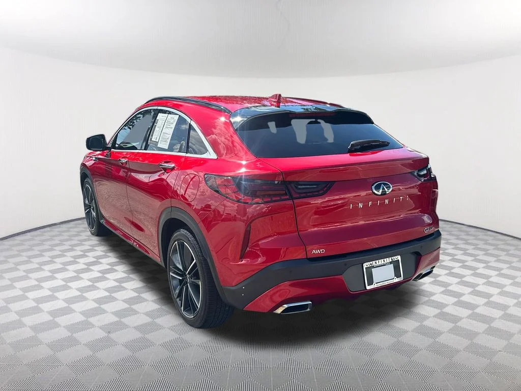 Used 2025 Red INFINITI ESSENTIAL image 7