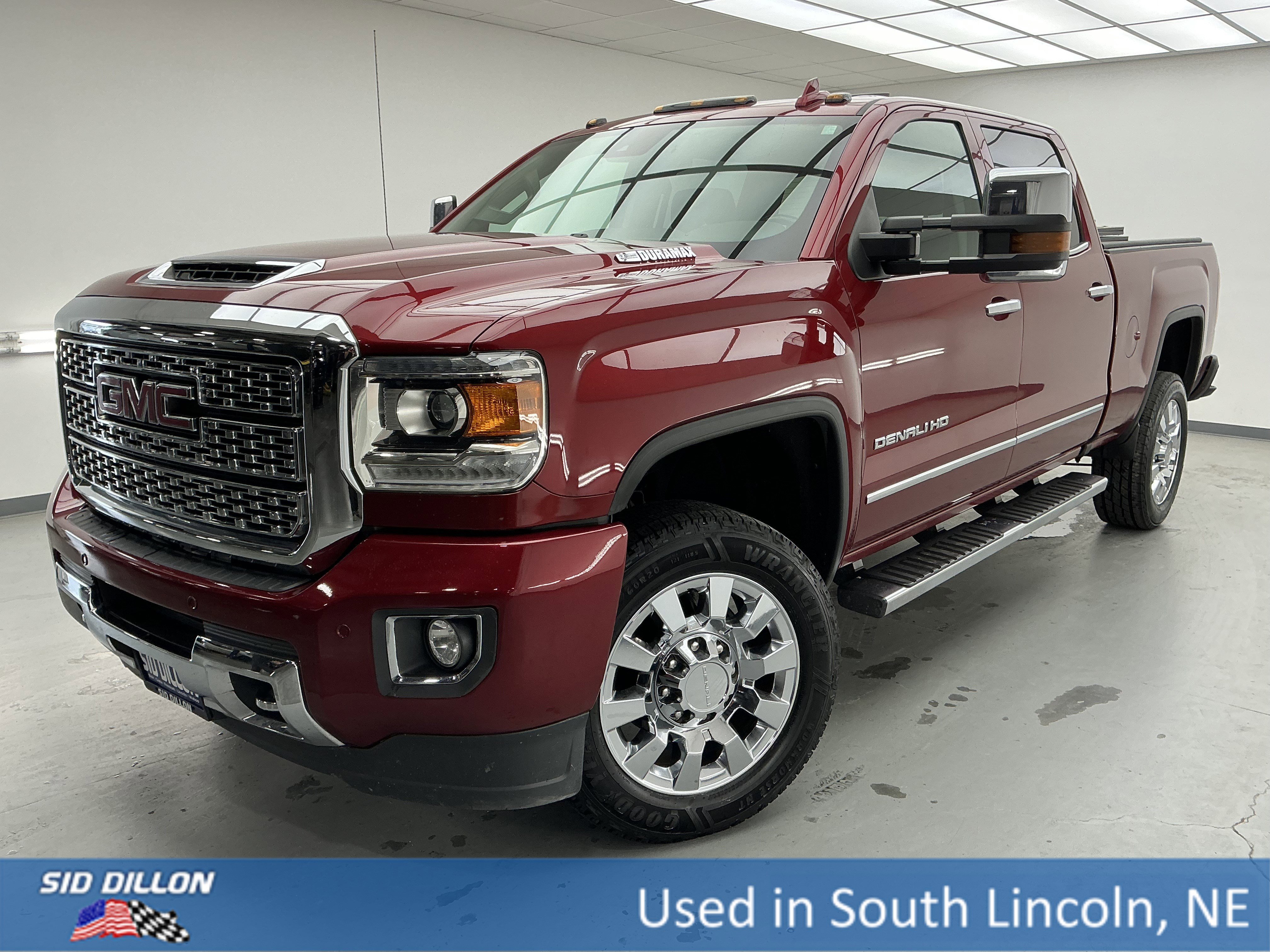2018 GMC Sierra 4WD Crew Cab Standard Box Denali's photo