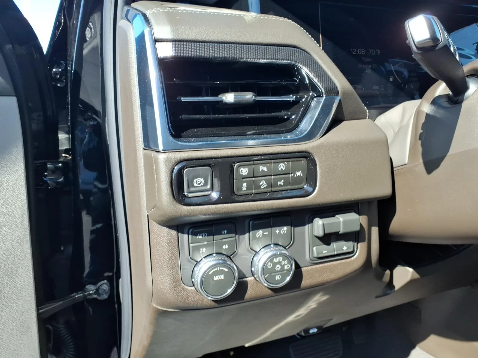2027 GMC Yukon XL Elevation - Photo 14