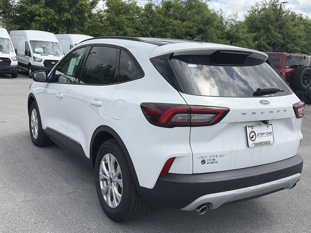 Used 2025 White Ford Active image 5