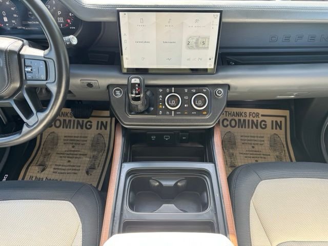 2024 Land Rover Defender X-Dynamic SE - Photo 31