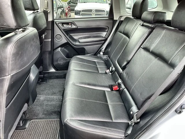 Used 2017 Silver Subaru 2.5i Touring image 26