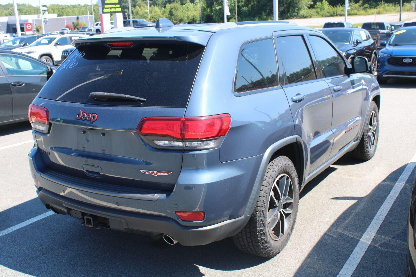 Used 2020 Slate Blue Pearlcoat Jeep Trailhawk image 4