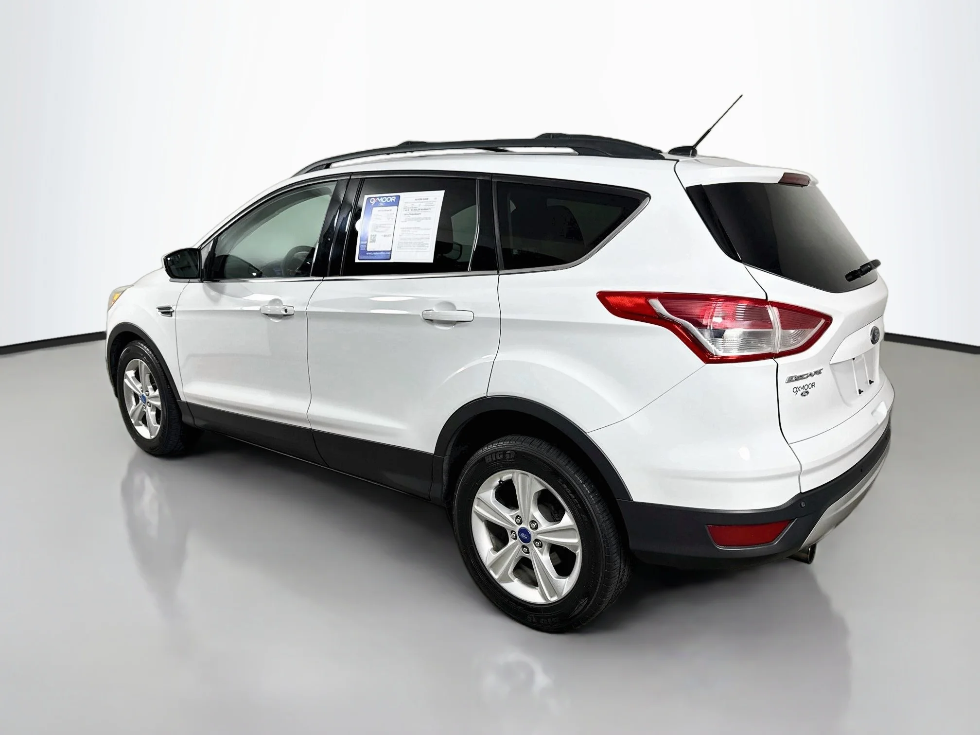 Used 2013 Oxford White Ford SE image 9