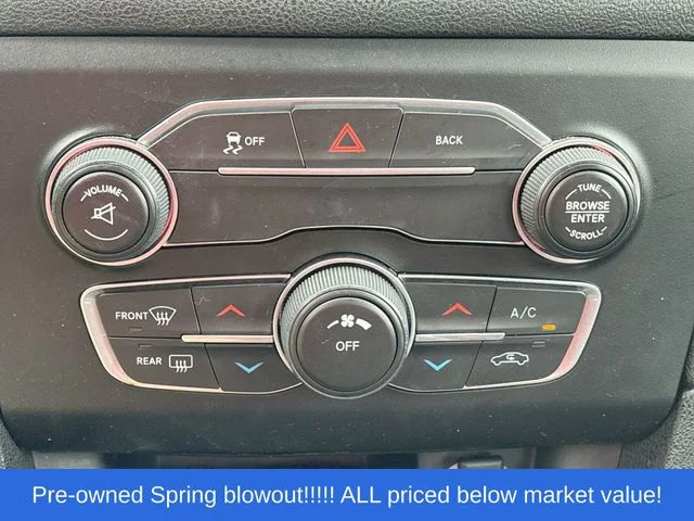 Used 2016 Silver Dodge Police image 23