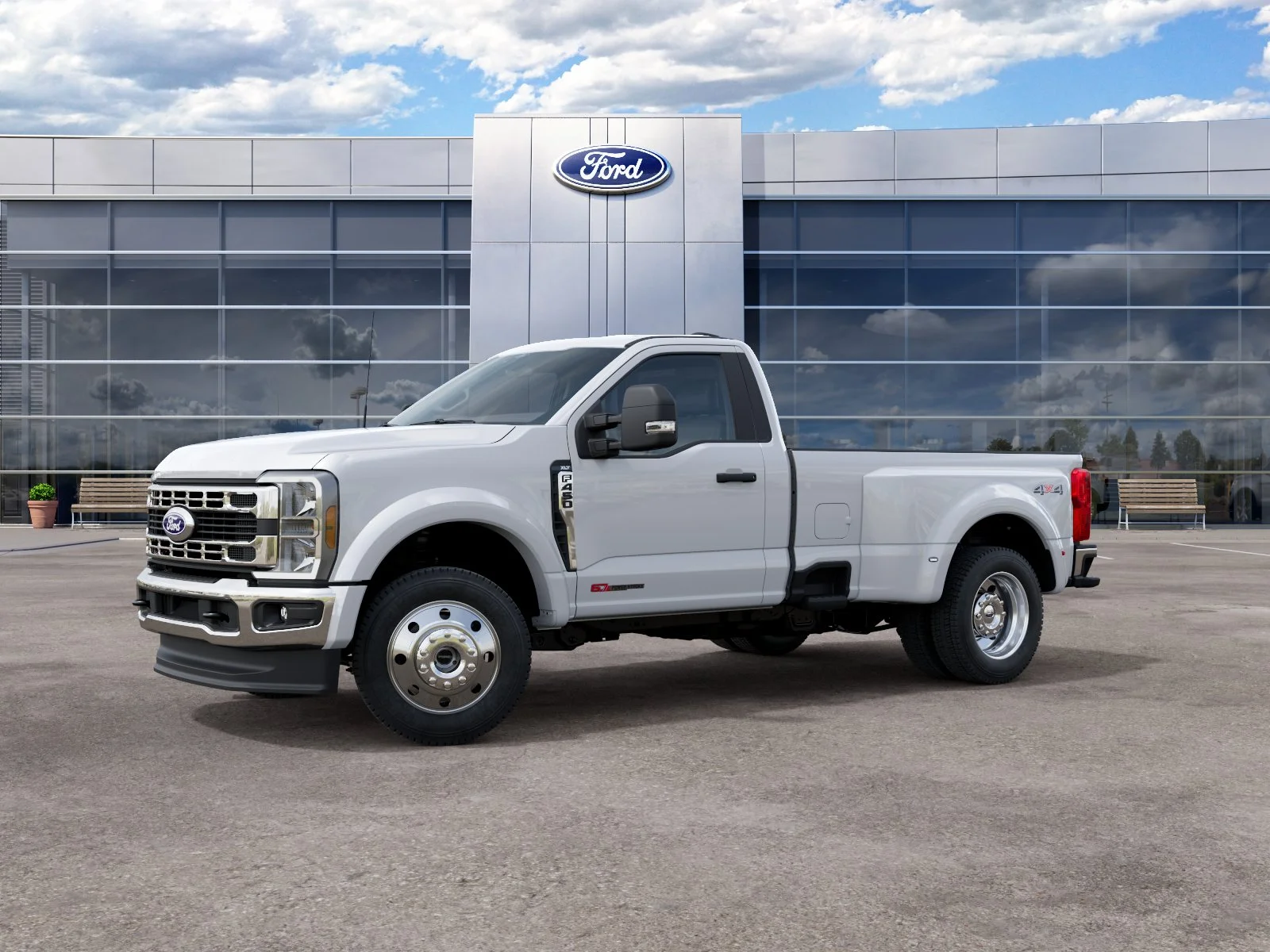 New 2027 Oxford White Ford XLT image 26