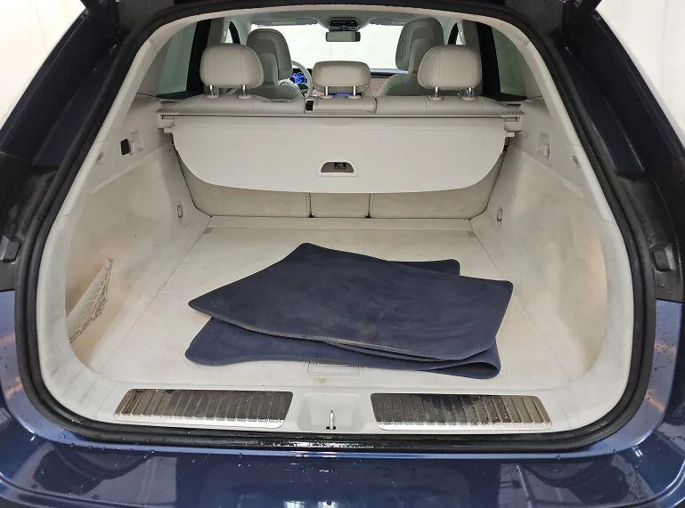 Used 2023 Twilight Blue Metallic Mercedes-Benz EQE 500 image 6