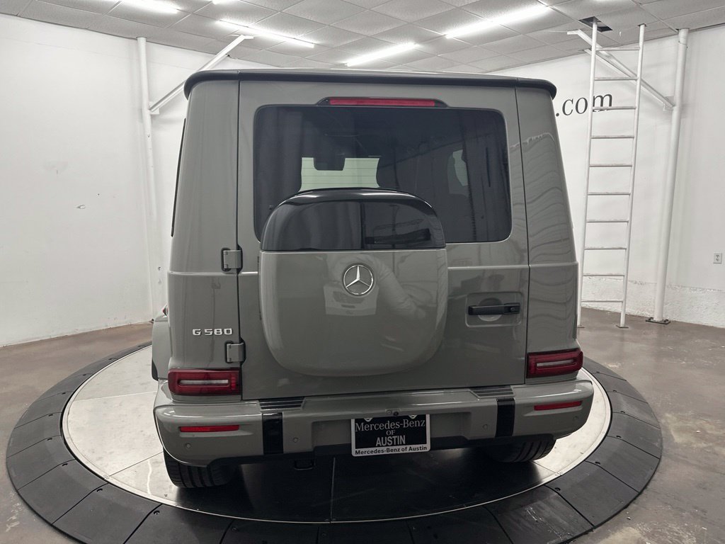 Certified Used 2025 Gray Mercedes-Benz G 580 image 7
