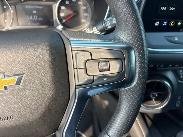 Used 2024 White Chevrolet LT image 20