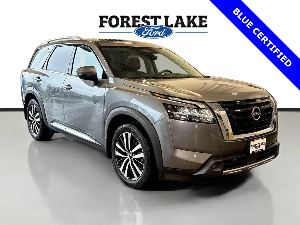 2023 Nissan Pathfinder Platinum 4WD's photo