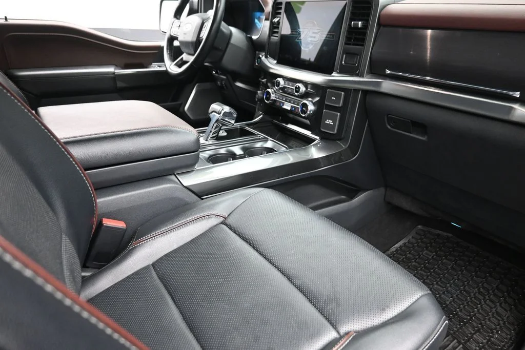 Used 2023 Gray Ford Lariat image 10