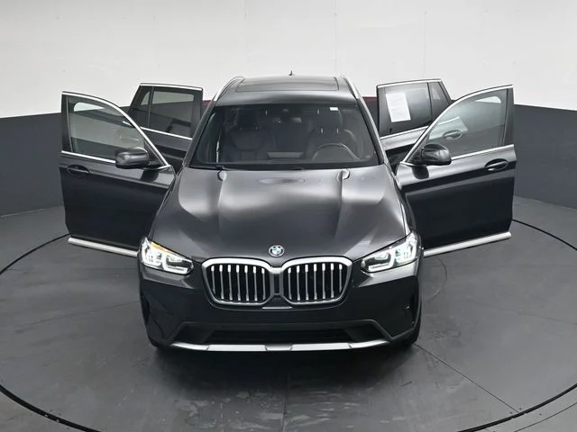 Used 2024 Gray BMW sDrive30i image 39