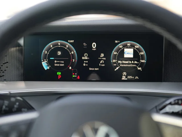 New 2026 Monterey Blue Pearl Volkswagen 2.0T SE image 13
