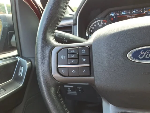 Used 2021 Red Ford XLT image 24