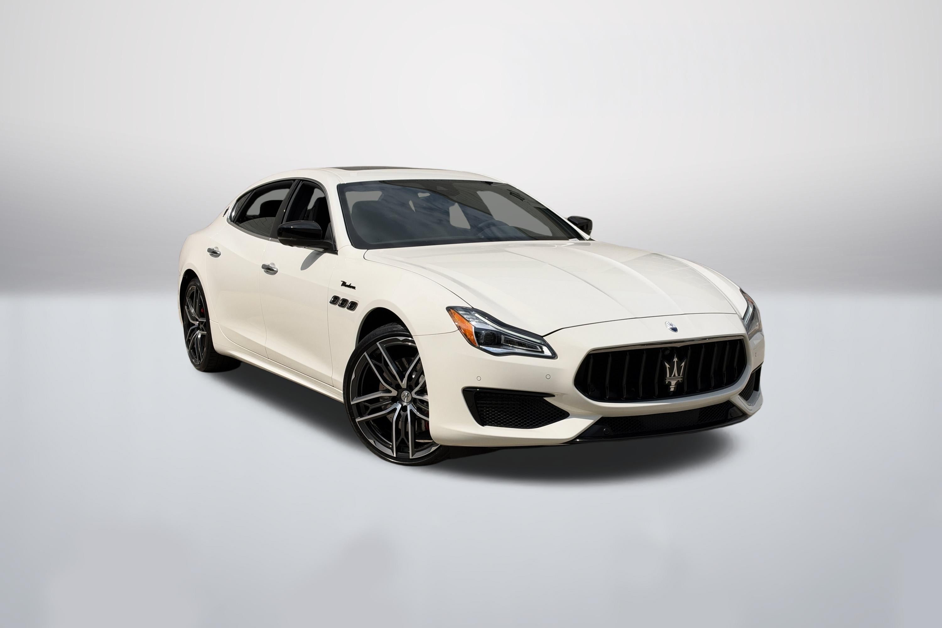 Used 2024 Bianco Maserati Modena Ultima Q4 image 1