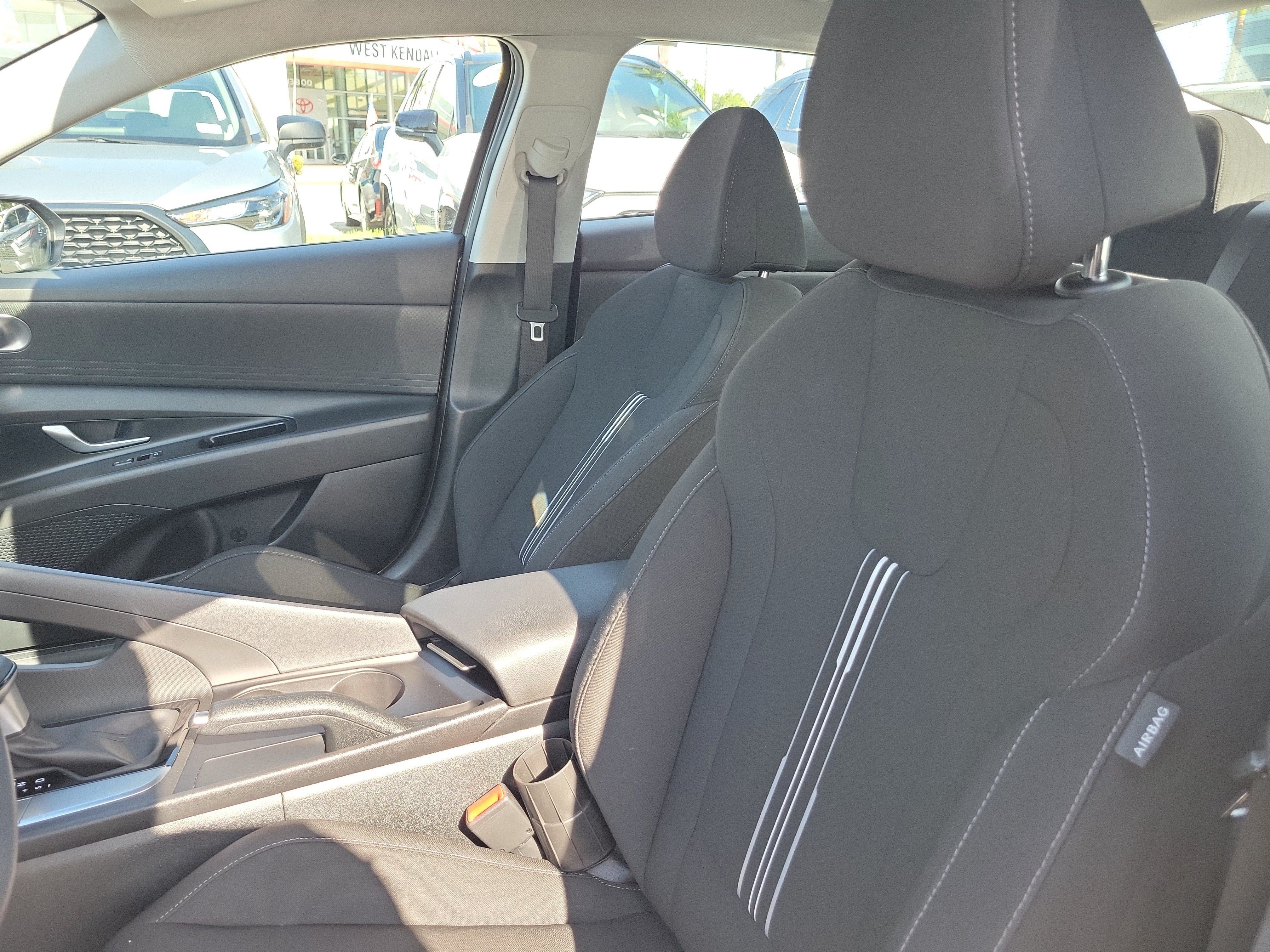 Used 2024 Amazon Gray Hyundai SEL image 20