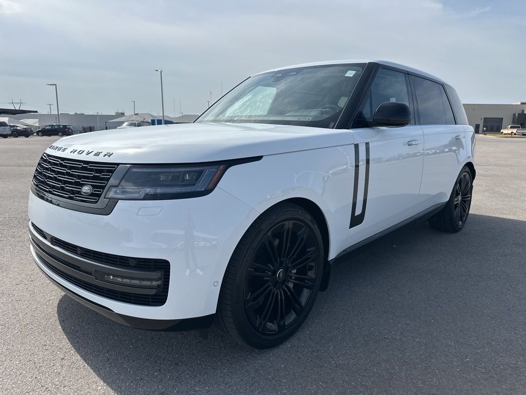 2025 Land Rover Range Rover SE
