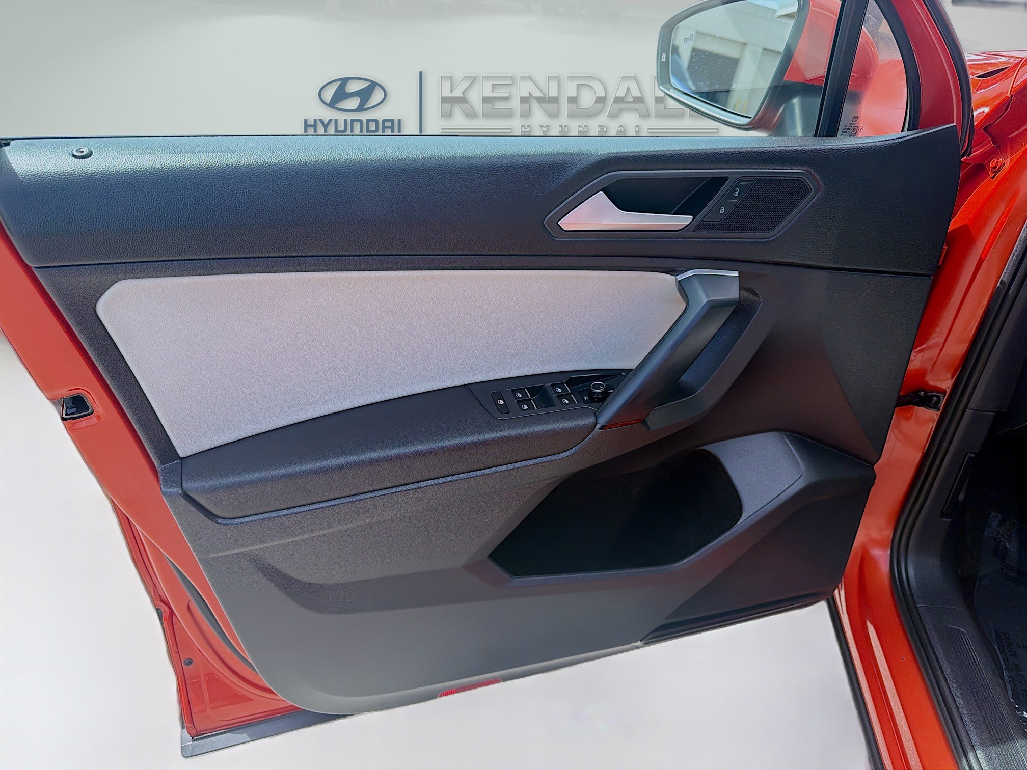 2019 Volkswagen Tiguan SE - Photo 17