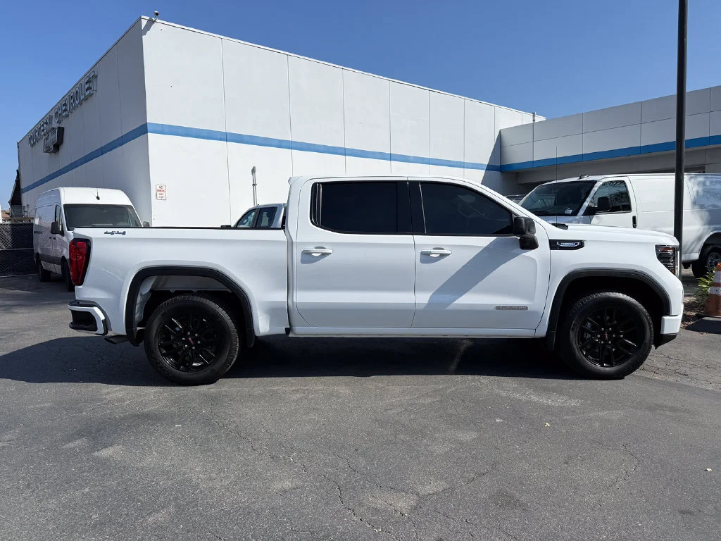 Used 2026 Summit White GMC Elevation image 6