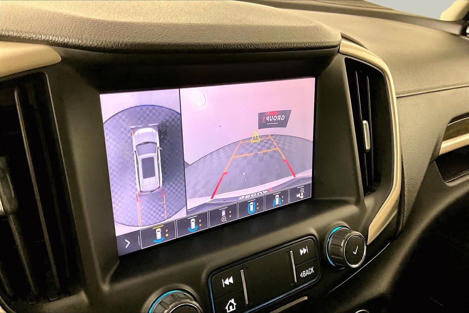 Used 2020 WHITE FROST TRICOAT GMC Denali image 25