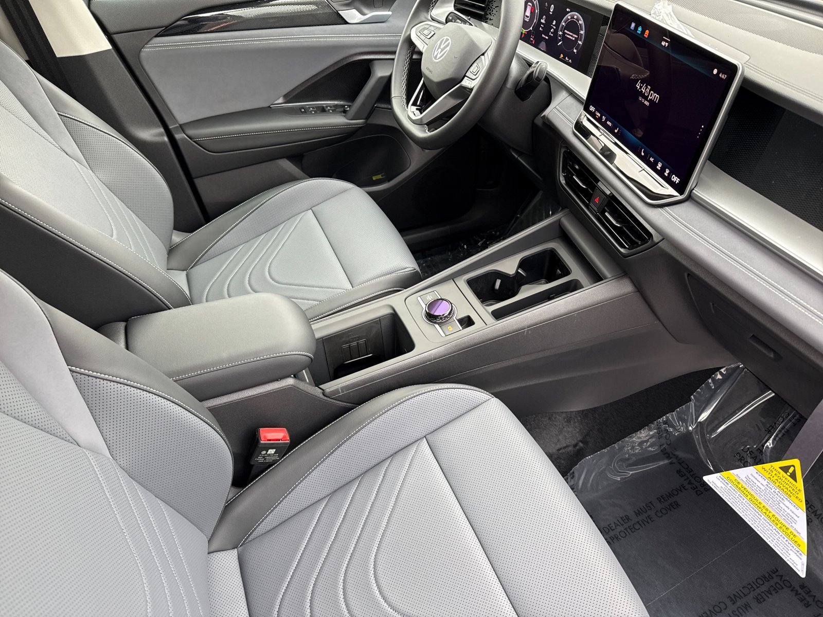 New 2026 Platinum Gray Metallic Volkswagen SE image 15