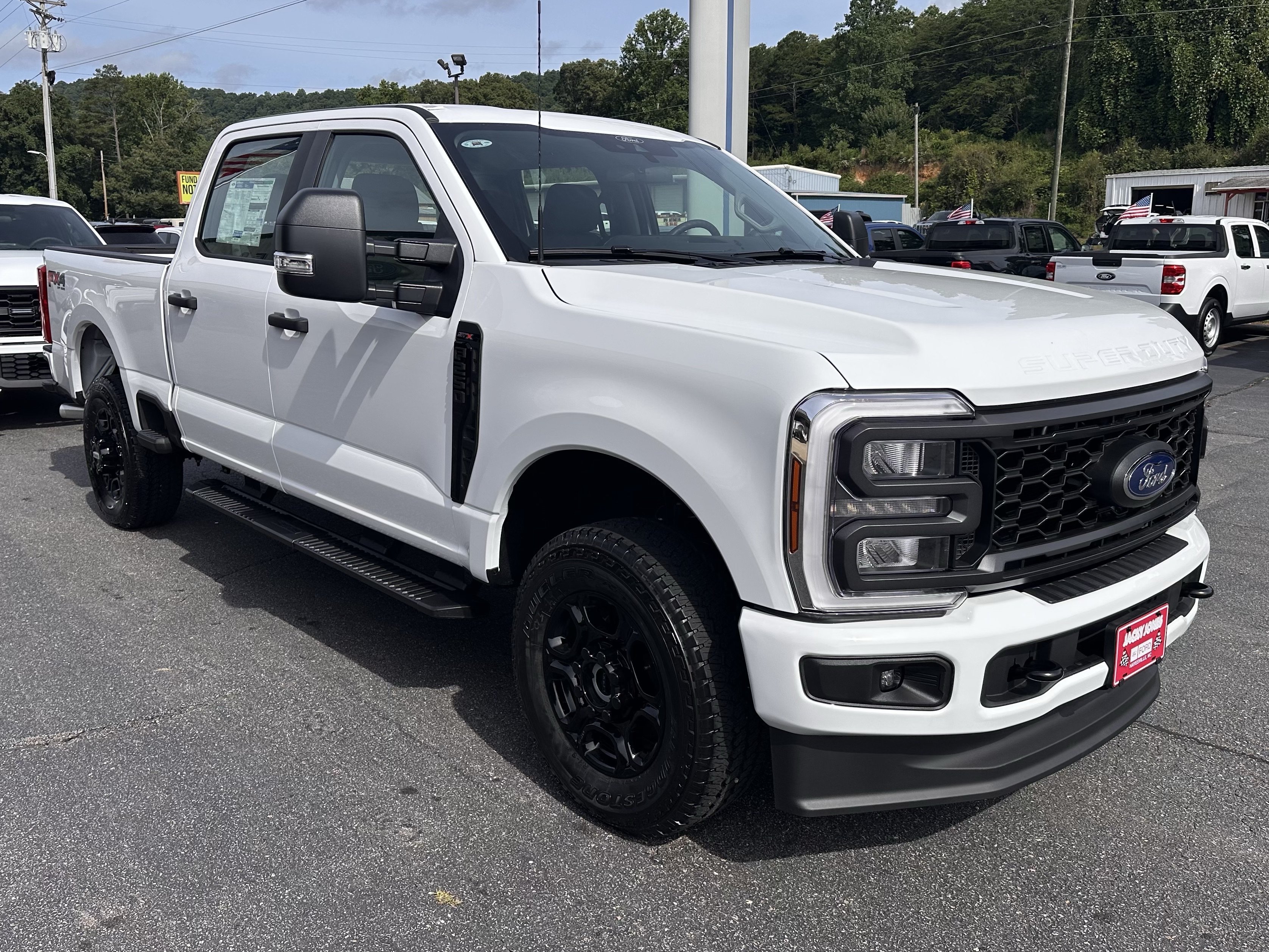 New 2026 Oxford White Ford F-250® XL image 4