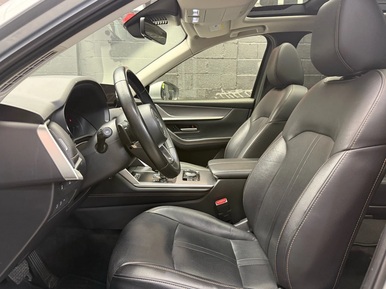 Used 2024 Sonic Silver Metallic (45p) Mazda 3.3 Turbo Premium image 8